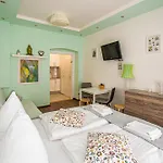 Apartamento Ruterra Cimburkova *