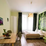 Ruterra Cimburkova * Praga