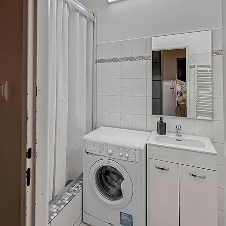 Ruterra Apartment Cimburkova Lägenhet